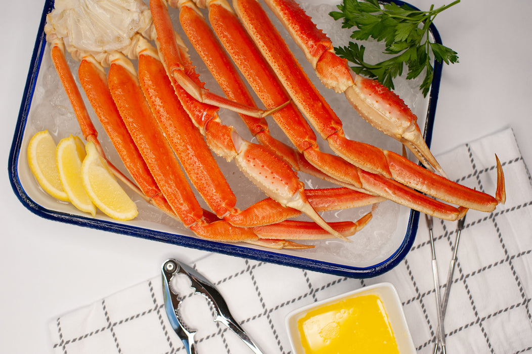 Premium Snow Crab Legs - (Jumbo)