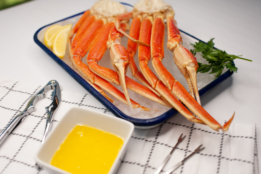 Premium Snow Crab Legs - (Jumbo)